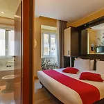 فندق Tritone 3*