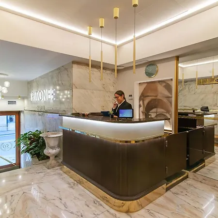 Tritone 3* Rome