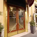 Tritone Szálloda 3*
