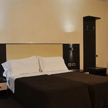 Tritone 3* Roma