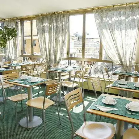 Tritone 3* Roma